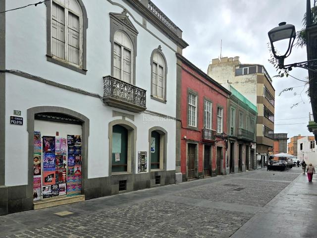 Casa en venta en Palmas de Gran Canaria Las, Vegueta. EDIFICIO COLONIAL DE ESTILO CANARIO EN VEGUETA. Casas Palmas de Gran Canaria.