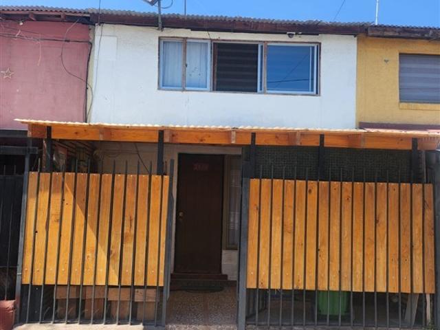 Casa en Venta en palo de rosa 2679 Villa Arco Iris Puente Alto