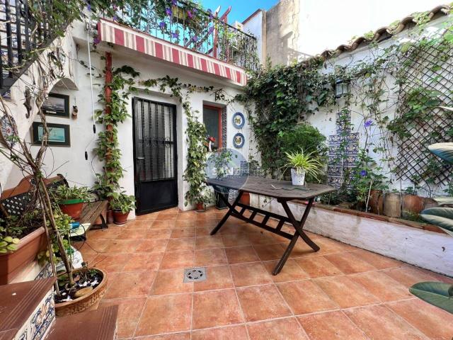 Casa en venta en Palomar. Casa con encanto en El Palomar. Casas.
