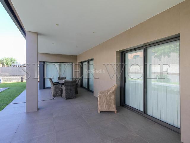 Casa en venta en Palau solità i Plegamans. ELEGANCIA Y DISEÑO. Casas Palau solità i.