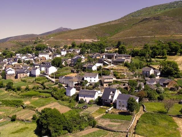 Finca/Casa Rural en venta en Palacios del Sil, León