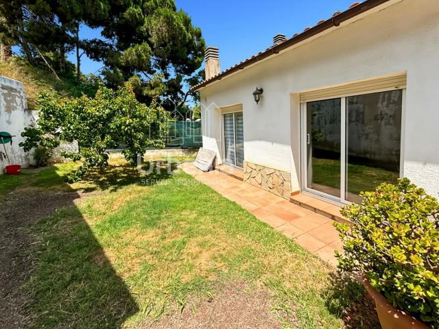 Casa en venta en Palafolls. Casa a 4 vientos en Sant Genís de Palafolls. Casas.