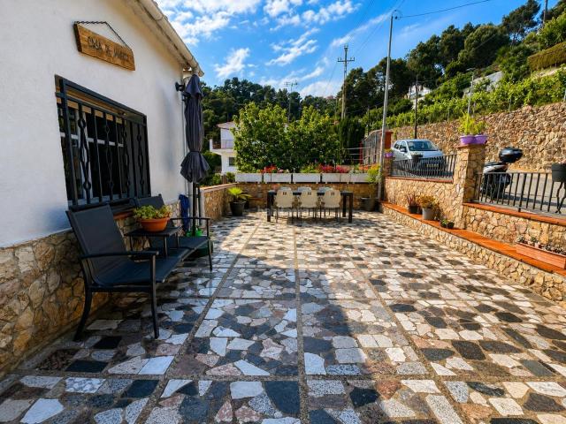 Casa en venta en Palafolls. EXCLUSIVA CASA UNIFAMILIAR IDEAL PARA 2 FAMILIAS. Casas.