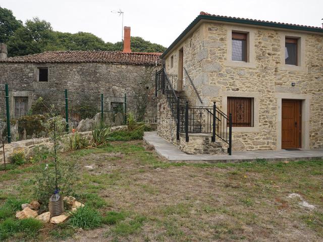 Casa en venta en Palas de Rei. CASA RESTAURADA CON FINCA. Casas Palas de.