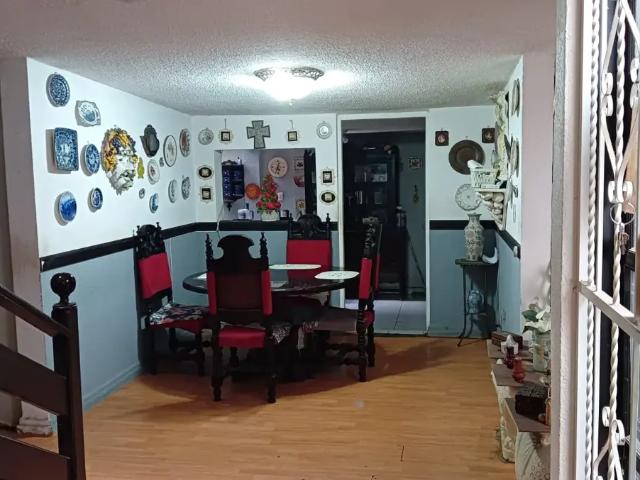 CASA EN VENTA EN PANORAMA | 6 RECÁMARAS | COCHERA TECHADA PARA 4 AUTOS