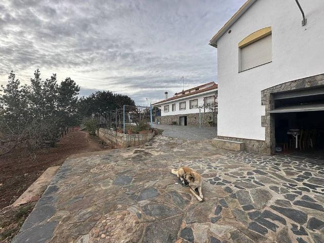 Casa en venta en paseo D'anselm Clavé, Sentmenat, de 250 m² 6 habitaciones por 750.000