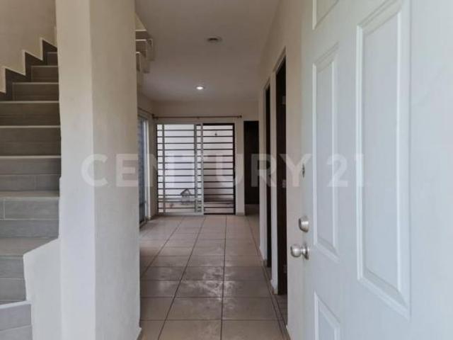 Casa En Venta En Paseo De Los Parques, Tlaquepaque