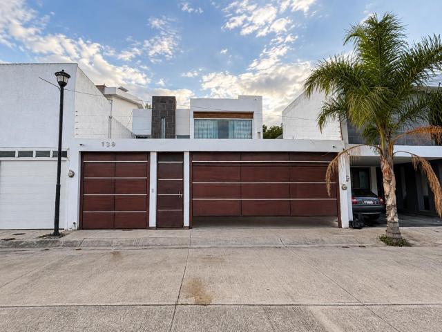 CASA EN VENTA EN PASEO DEL VALLE JESUS MAR?A LU