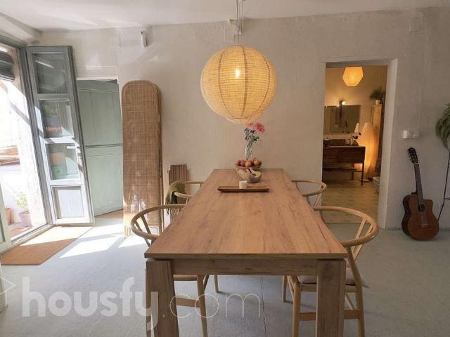 Casa en venta en paseo Del Firal, Amer, de 321 m² 2 habitaciones por 205.000
