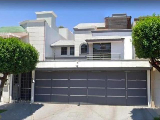 Casa en venta en Paseos de Taxqueña, Coyoacán, Ciudad de México