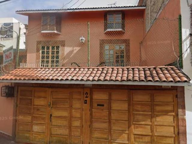 CASA EN VENTA EN PASEOS DE CHURUBUSCO IZTAPALAPA CDMX