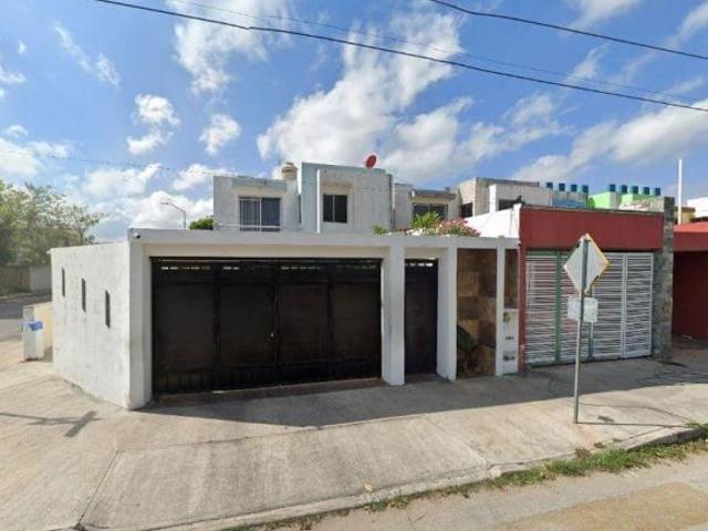 CASA EN VENTA EN PASEOS DE OPICHEN, MÉRIDA, YUCATÁN