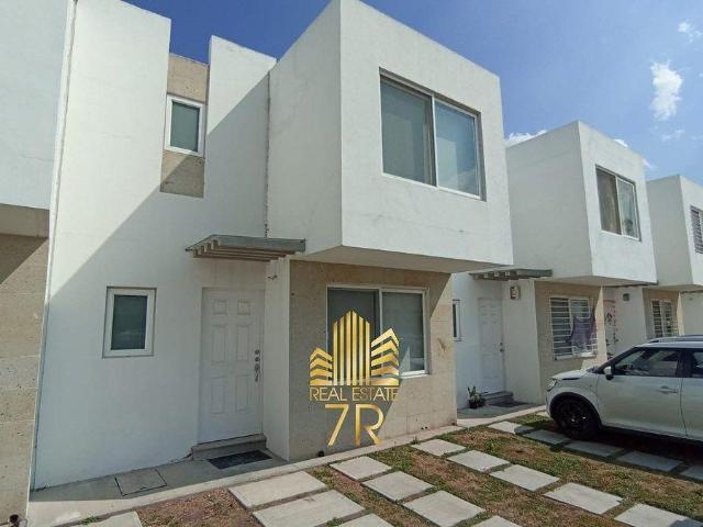 Casa en venta en Paseos del Bosque Queretaro