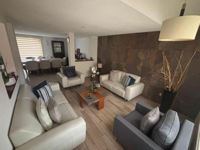CASA EN VENTA EN PASEOS DEL BOSQUE