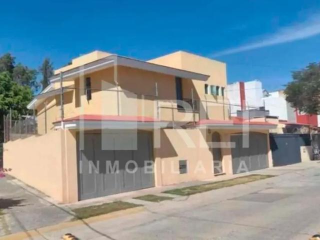 Casa en Venta en Paseos del Sol, Zapopan, Jalisco