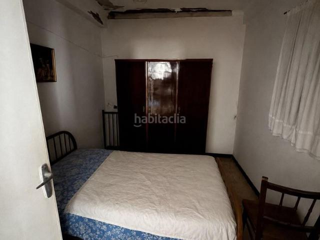 Casa en venta en Paradas. Vivienda para reformar en Paradas Gran oportunidad de inversión. Casas.