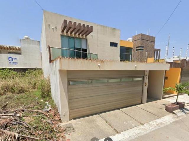 Casa en venta en Paraíso Coatzacoalcos, Coatzacoalcos, Veracruz CLP