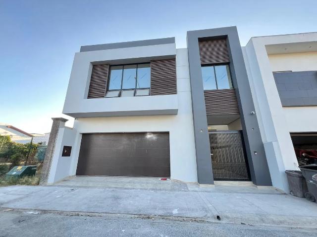 CASA EN VENTA EN PARAISO DEL RIO RIO TIJUANA 3ER ETAPA