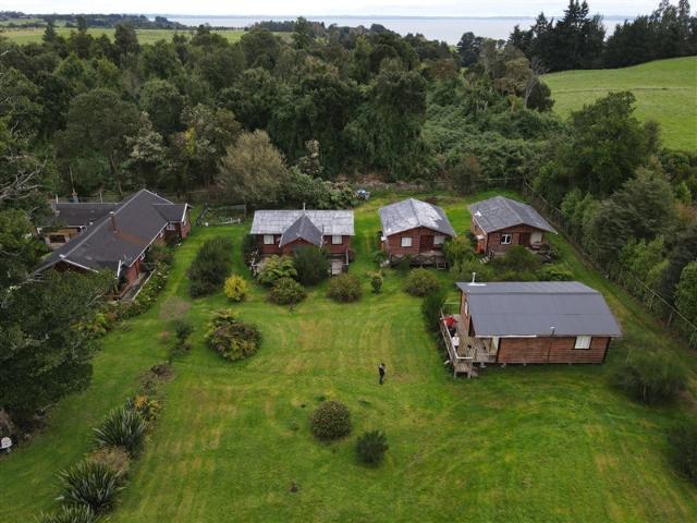 Casa en Venta en Parcela con complejo turísticos 4 cabañas, Parcelación Rio Pescado con acceso a Rio Pescado y Lago Llanquihue
