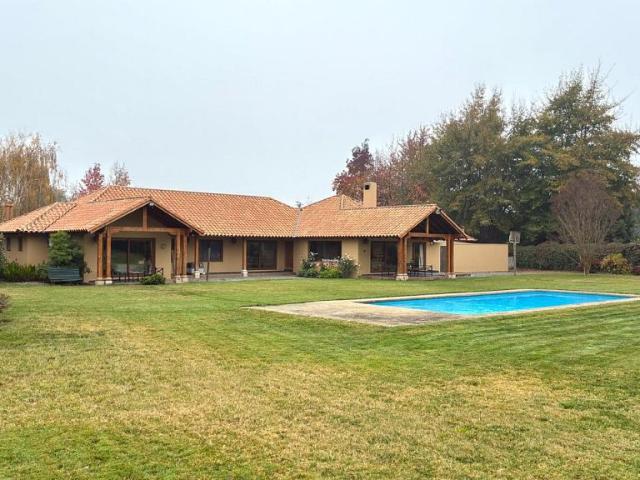 CASA EN VENTA EN PARCELA EN CONDOMINIO DE ZAPALLAR