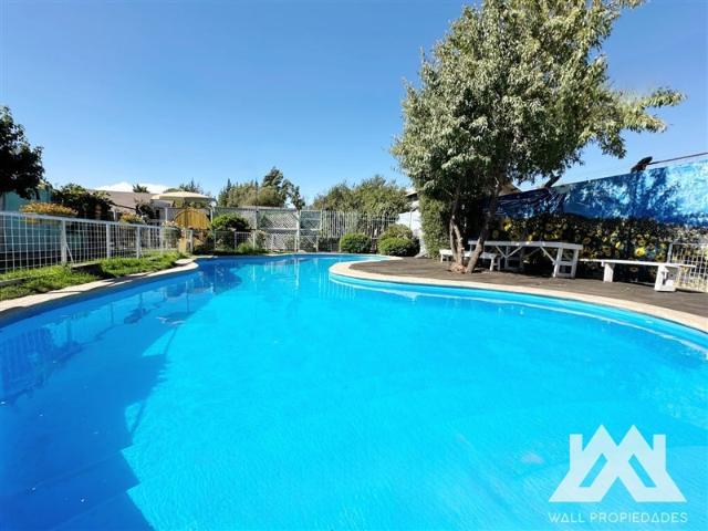 Casa en Venta en Parcela habitacional y/o uso de suelo comercial, salud, deportivo, turismo. 2721 m2