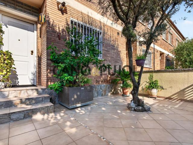 Casa en venta en Parets del Vallès. Adosada en Parets del Vallés. Casas Parets del.