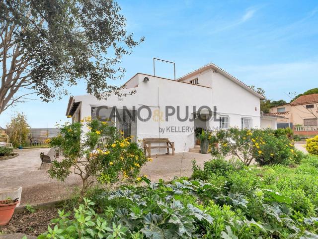 Casa en venta en Parets del Vallès. Casa con vistas espectaculares y 1.000 m de terreno en Parets del Vallès. Casas Parets del.