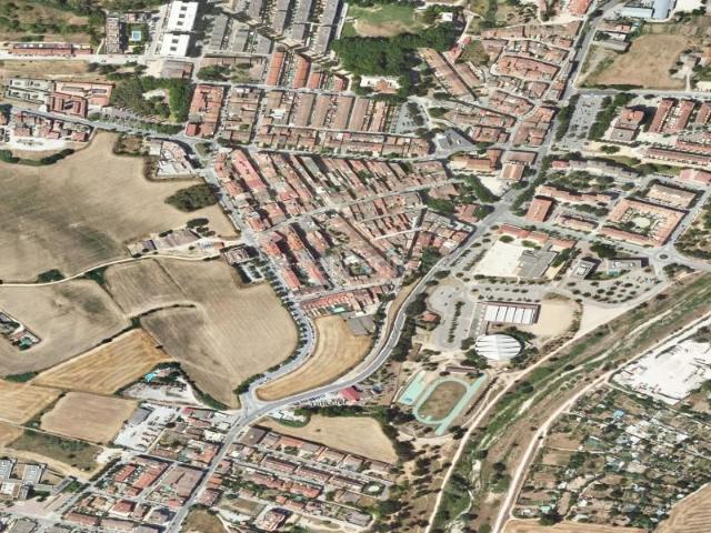 Casa en venta en Parets del Vallès. Casa en Calle Emporda en Parets del Vallès, Barcelona. Casas Parets del.