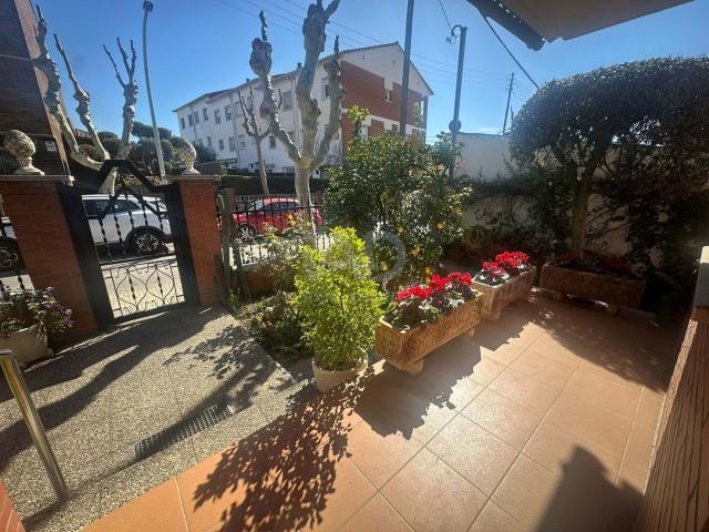 Casa en venta en Parets del Vallès. Casas Parets del.