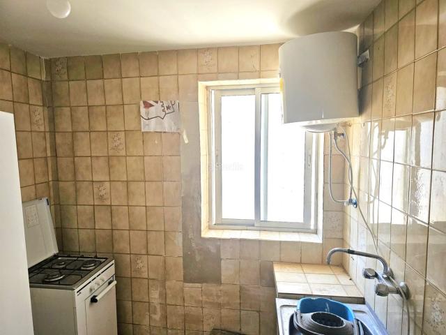 Casa en venta en Pareja. PARA REFORMAR. Casas.