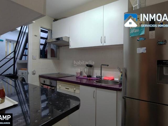 Casa en venta en Parla, Pintores Ferial. Encantadora Casa Reformada en La Fuente, Parla Ideal Inversión. Casas.