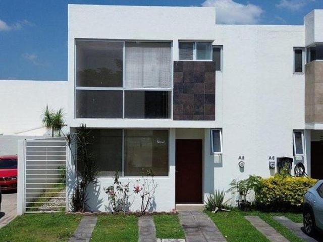 Casa en Venta en Parque Arrayanes | 3 Recámaras y 3 Baños