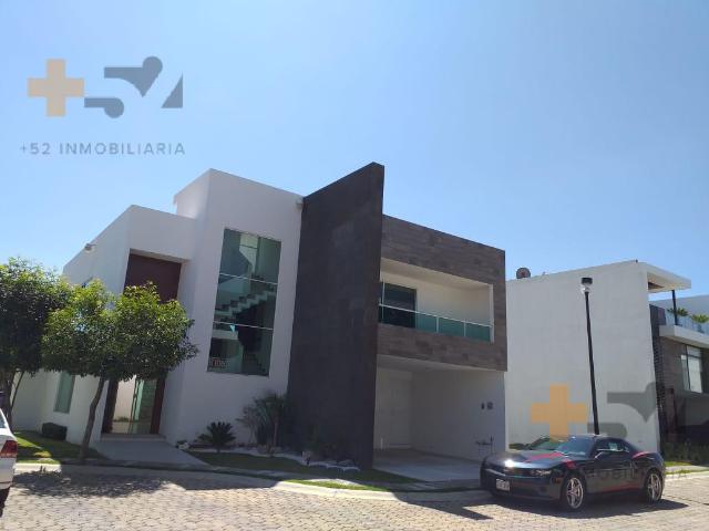 Casa En Venta En Parque Guanajuato Lomas De Angelopolis