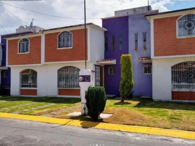 Casa en venta en Parque industrial Cerrillo I, Lerma, México