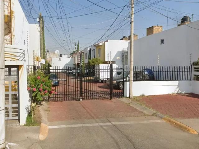 Casa en venta en Parques Del Nilo, Guadalajara, Jalisco