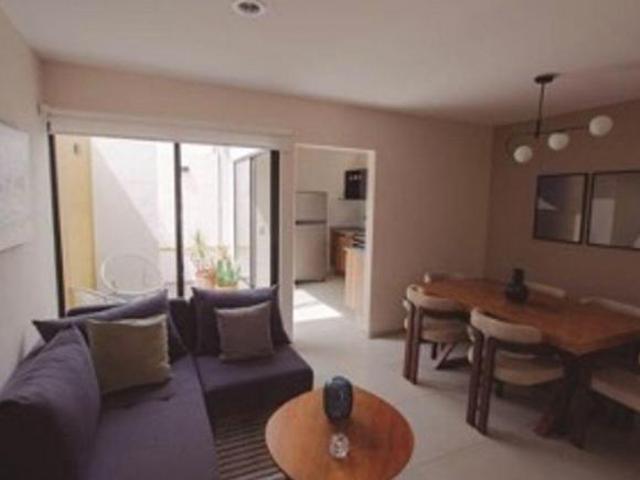 Casa en Venta en Parques del Bosque II, San Pedro Tlaquepaque