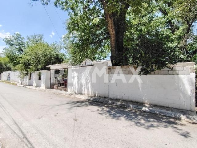 CASA EN VENTA EN PARRAS DE LA FUENTE ZONA CENTRO