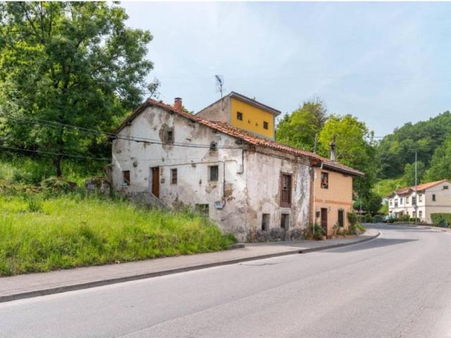 Casa en Venta en Parres