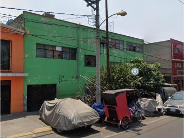 Casa en venta en Pavón Sección Silvia, Nezahualcóyotl, México