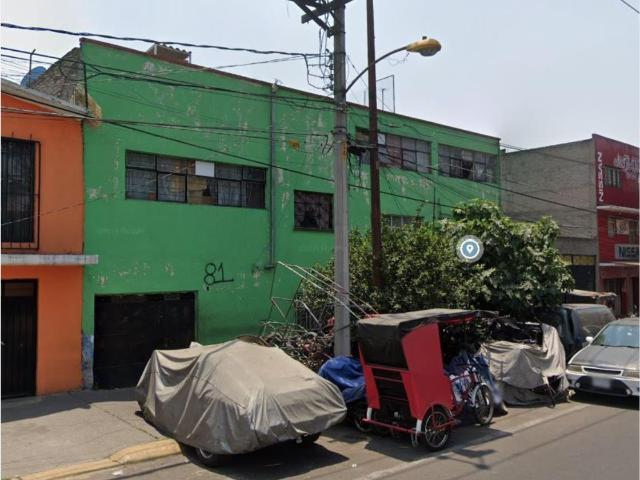 Casa en venta en Pavón Sección Silvia, Nezahualcóyotl, México