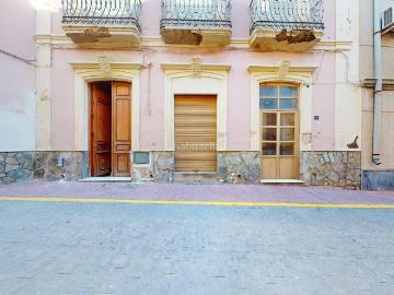 Casa en venta en Pechina. Amplia Casa en el Corazón de Pechina con Azotea y Excelente Luminosidad. Casas.