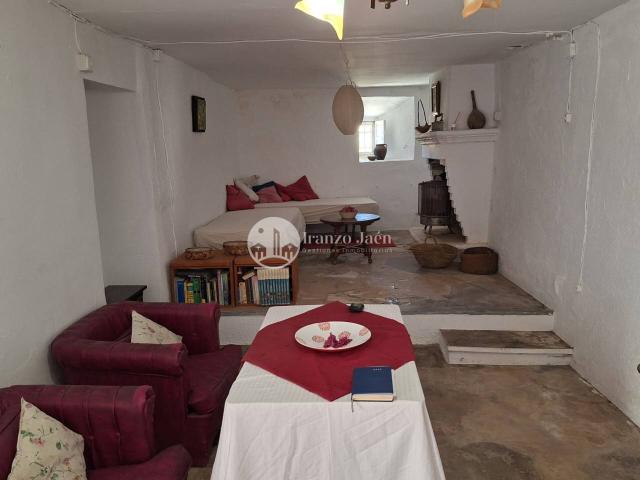 Casa en venta en Pegalajar