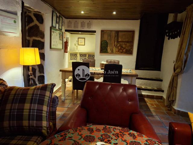 Casa en venta en Pegalajar