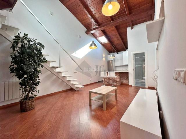 Casa en venta en Pedrajas de San Esteban. Loft con mucho estilo y listo para entrar a vivir. Casas Pedrajas de San.