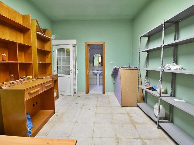 Casa en venta en Pedrajas de San Esteban. REF. 105F EDIFICIO CON LOCAL COMERCIAL. Casas Pedrajas de San.