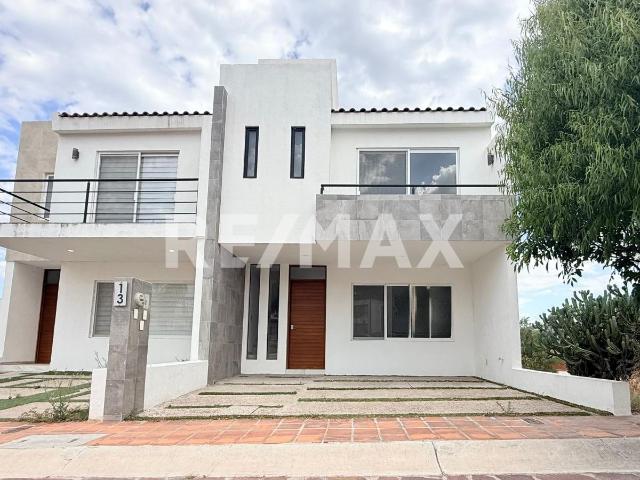 CASA EN VENTA EN PEDREGAL DE SCHOENSTATT, CORREGIDORA, QUERÉTARO