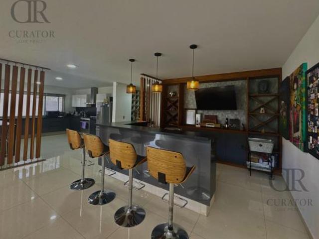 Casa en Venta en Pedregal de Vistahermosa, Querétaro
