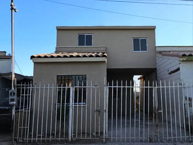 Casa en venta en Pedregal Turquesa, Mexicali, Baja California