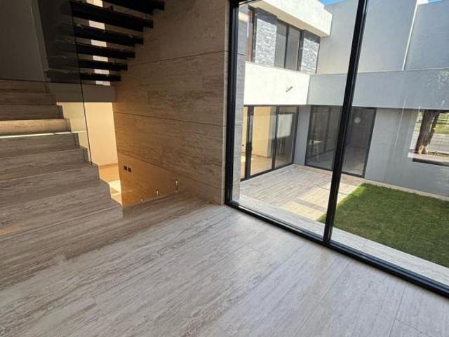 Casa en venta en Pedregal 1