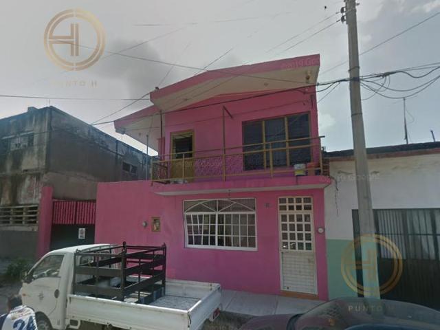 Casa en Venta en Pedro Nu?ez a 5 min del Centro de Manzanillo, Colima